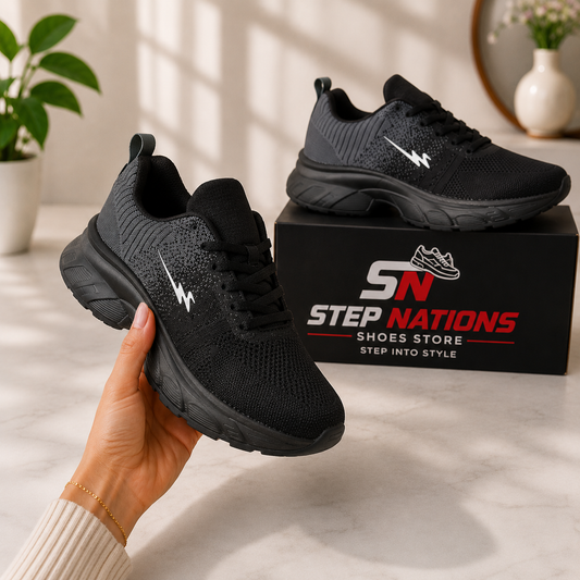 Lightweight Flyknit Running Shoes – Black
